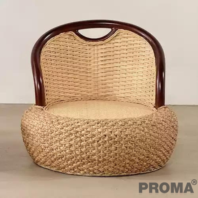 Minimalist style wicker chair For the living room