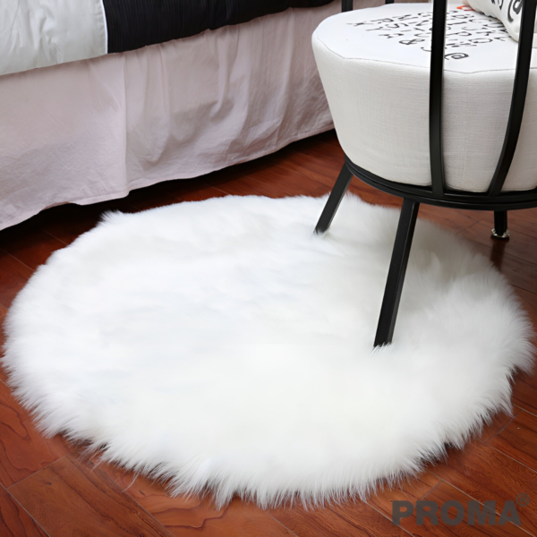 Imitation Wool Sphere Carpet Decorated Bedroom
