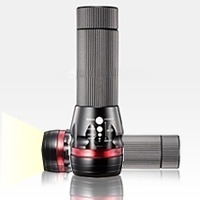 Zoomable 3 Modes LED Light 250 Lumens 俩 led